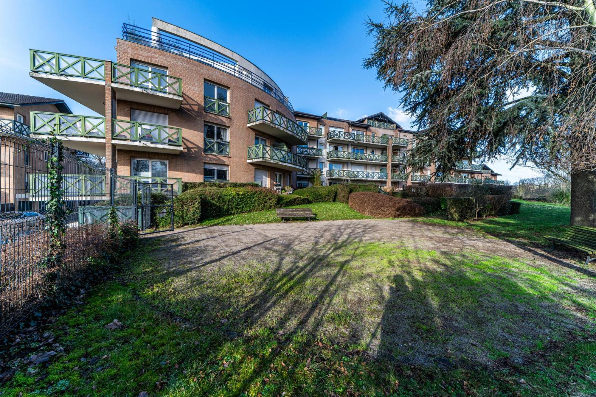 T2 Avec Terrasse Citadelle Apartment Лил Екстериор снимка